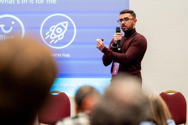 Speaker presenting in 2025 conference